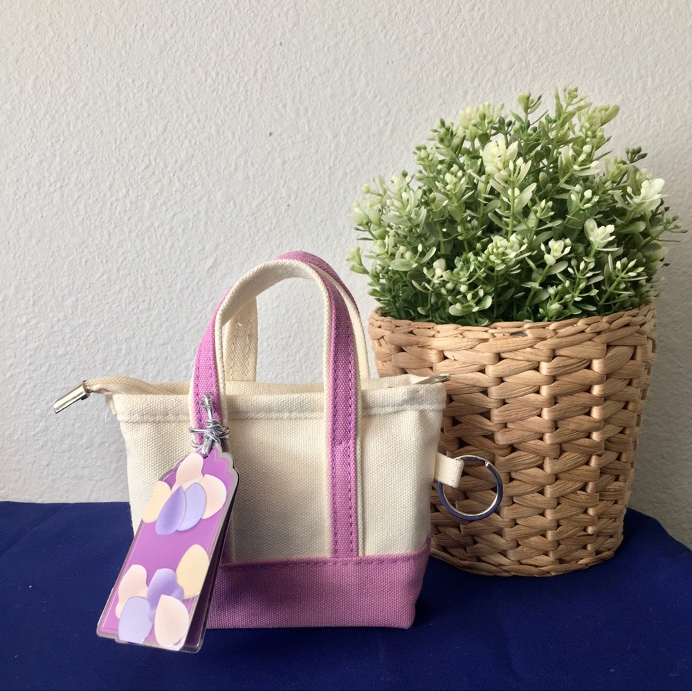 Mini Tote Bag Charm Keychain and Beauty Blender Set